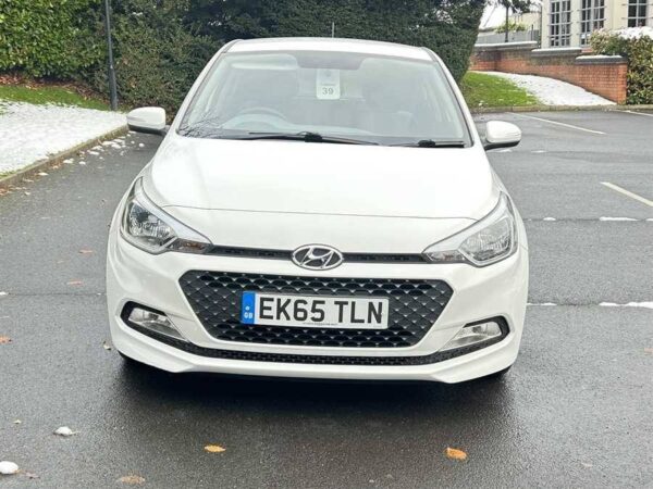 HYUNDAI, I20